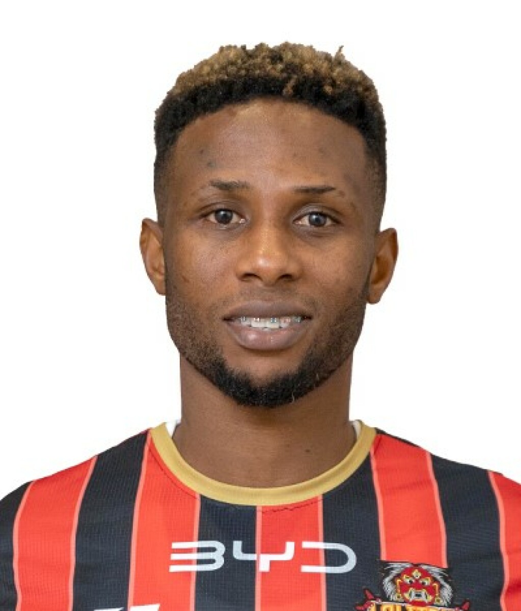 Эзекиль Имо, Фото