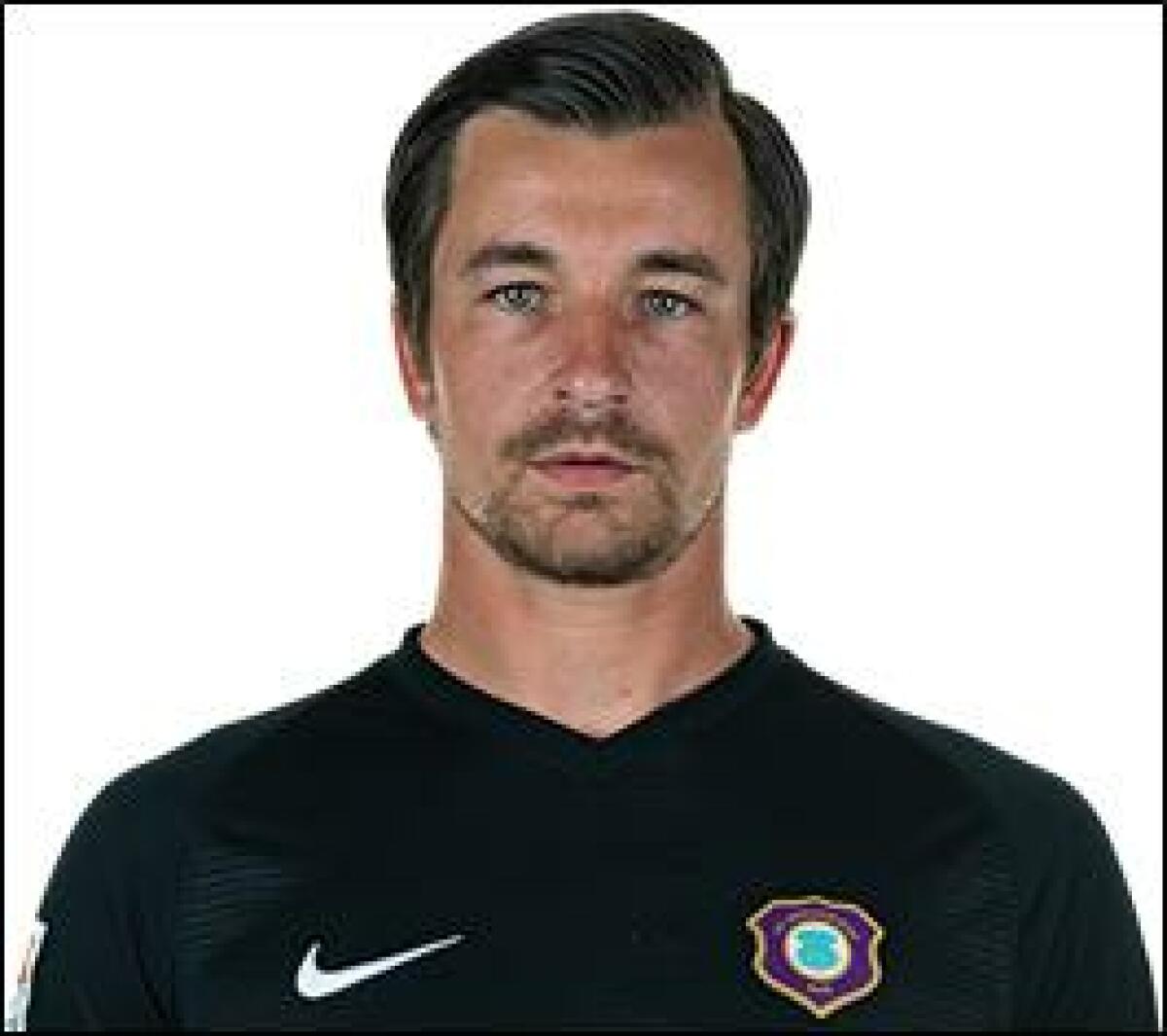 Меннель Мартин, Фото