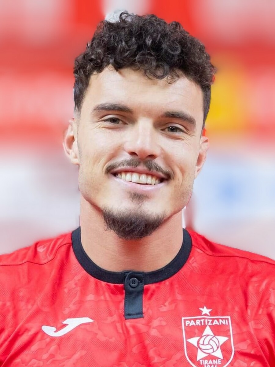 Ндрека Эдисон, Фото