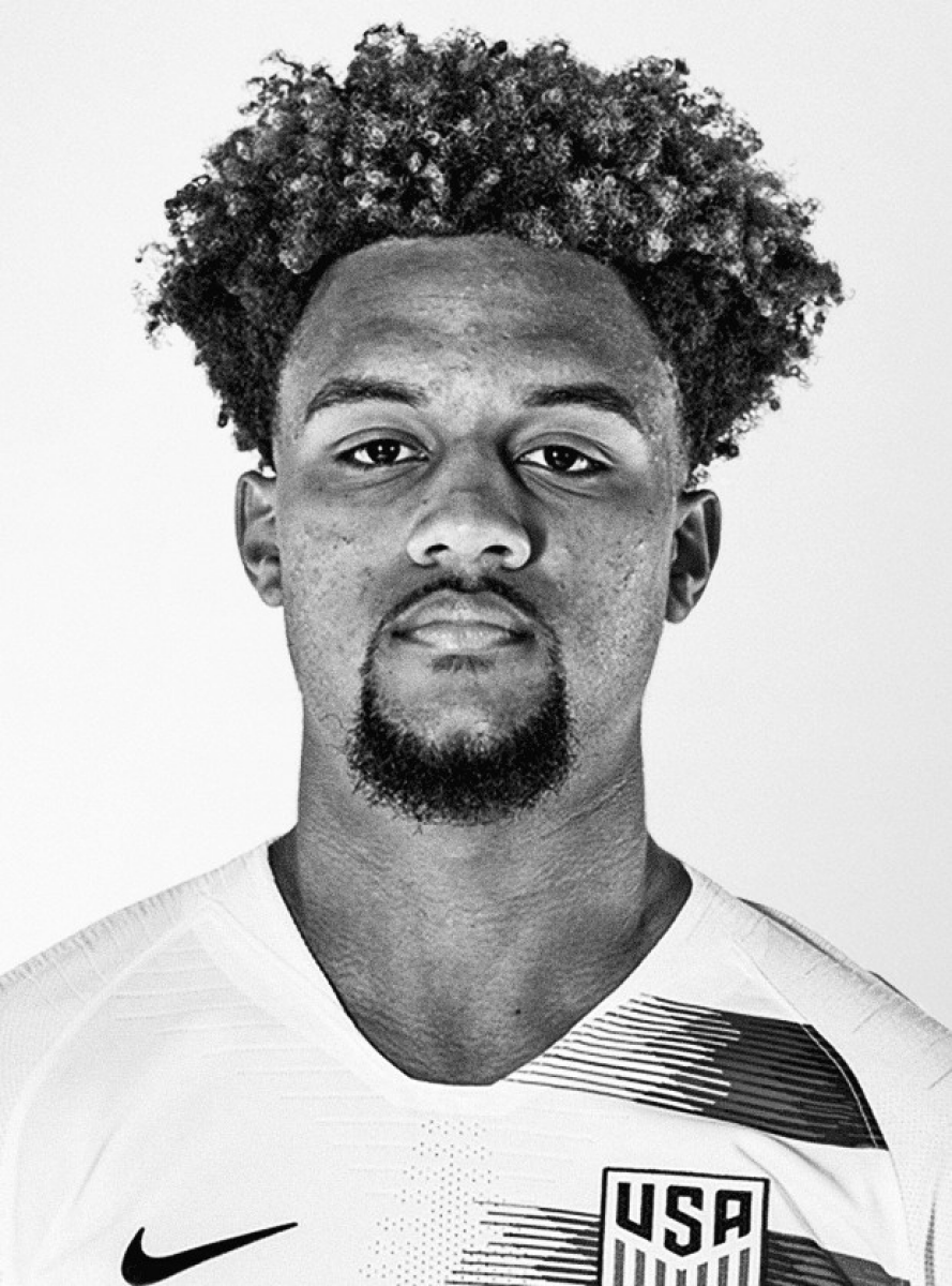 де ла Фуэнте Конрад, Фото