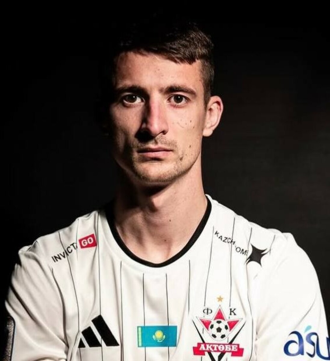 Митрович Данило, Фото