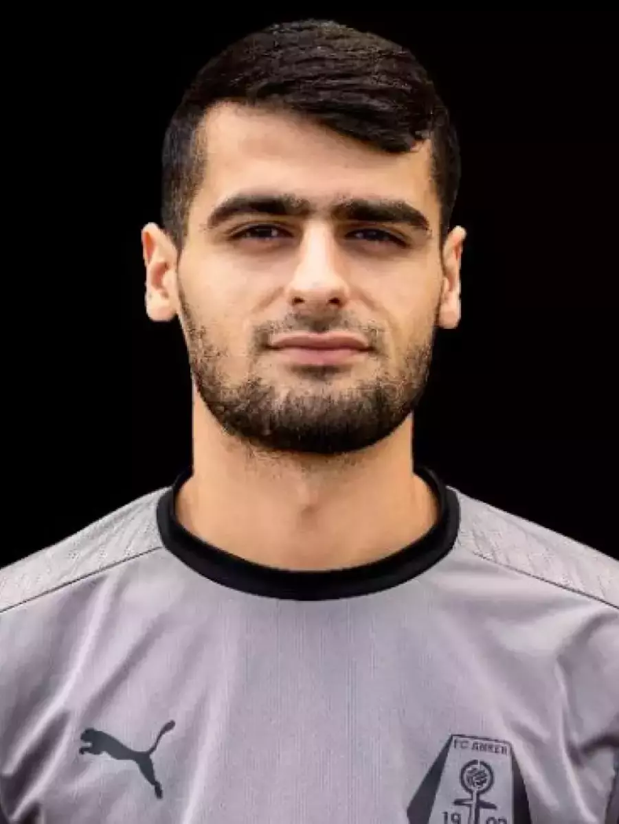 Нематов Комрон, Фото