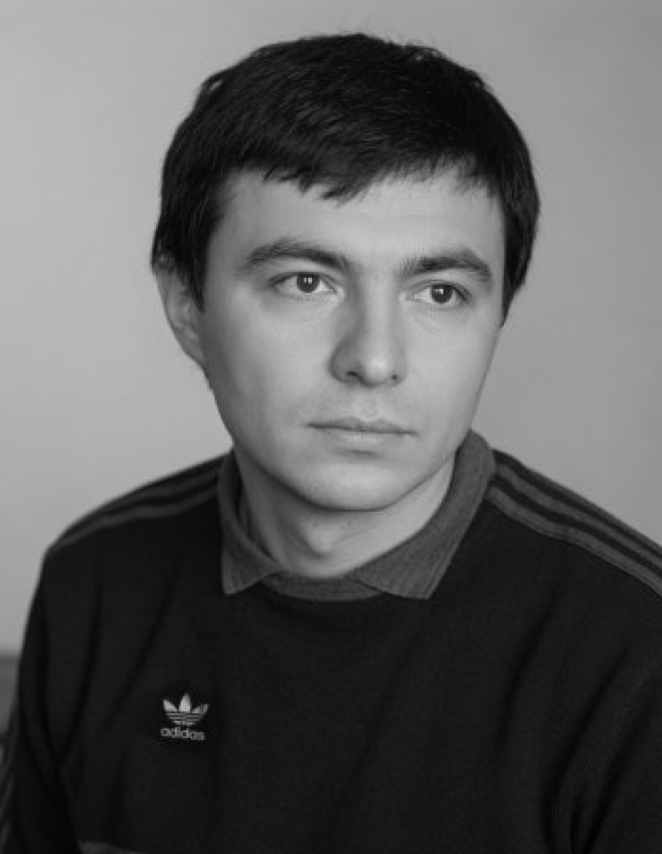 Янев Маври, Фото