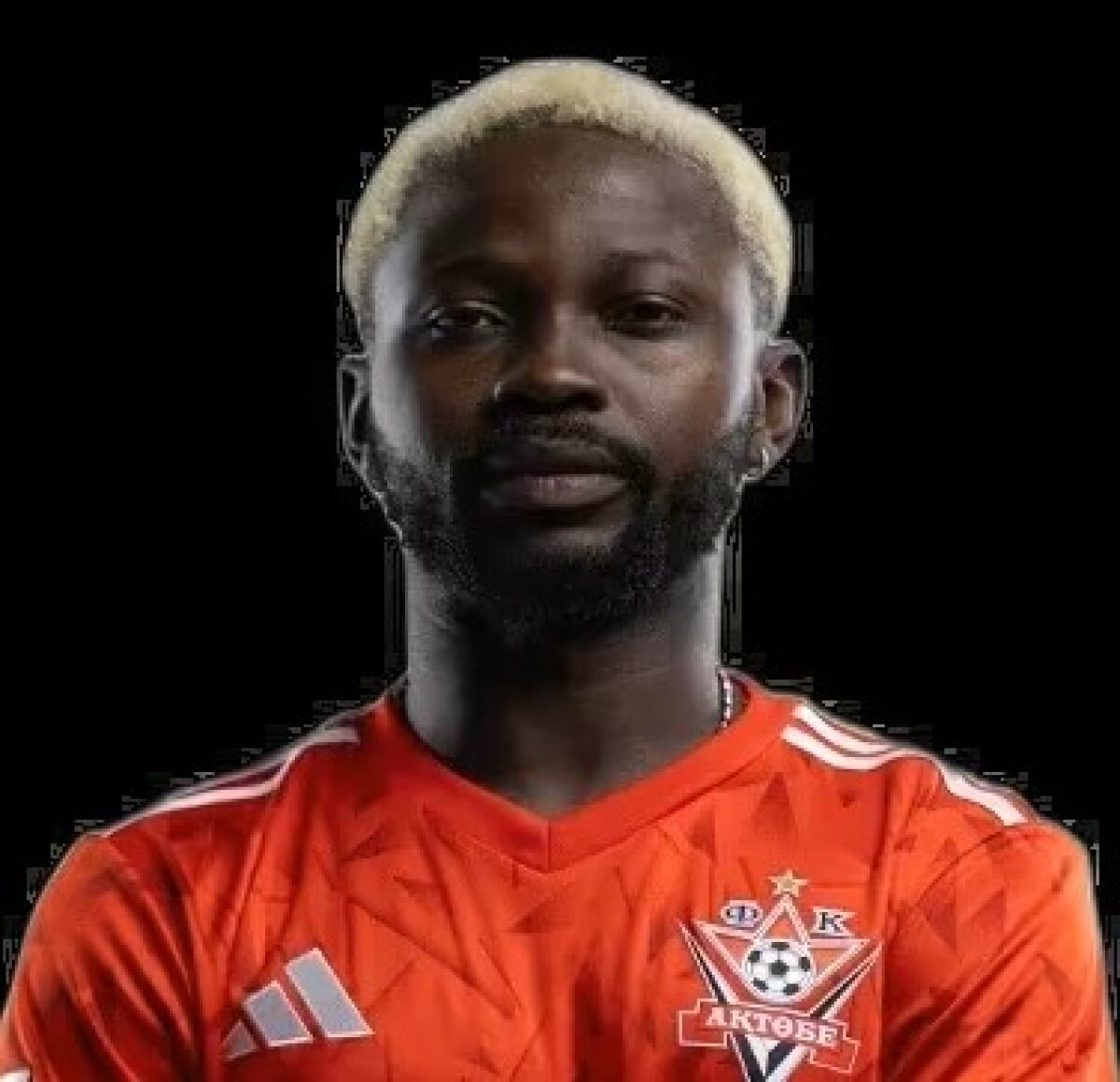 Рабиу Марио Риливан Ойиндамола, Фото