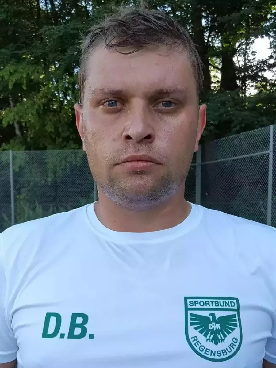 Беэр Денис, Фото