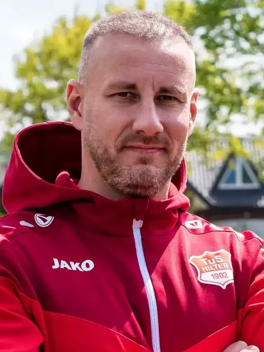 Гельвер Антон, Фото