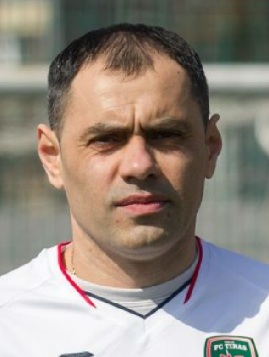 Коколан Виктор, Фото