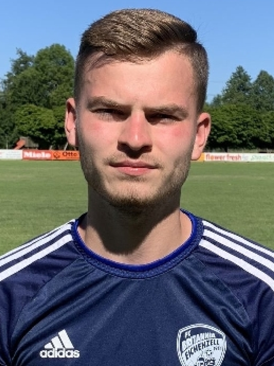 Вазиров Руди, Фото