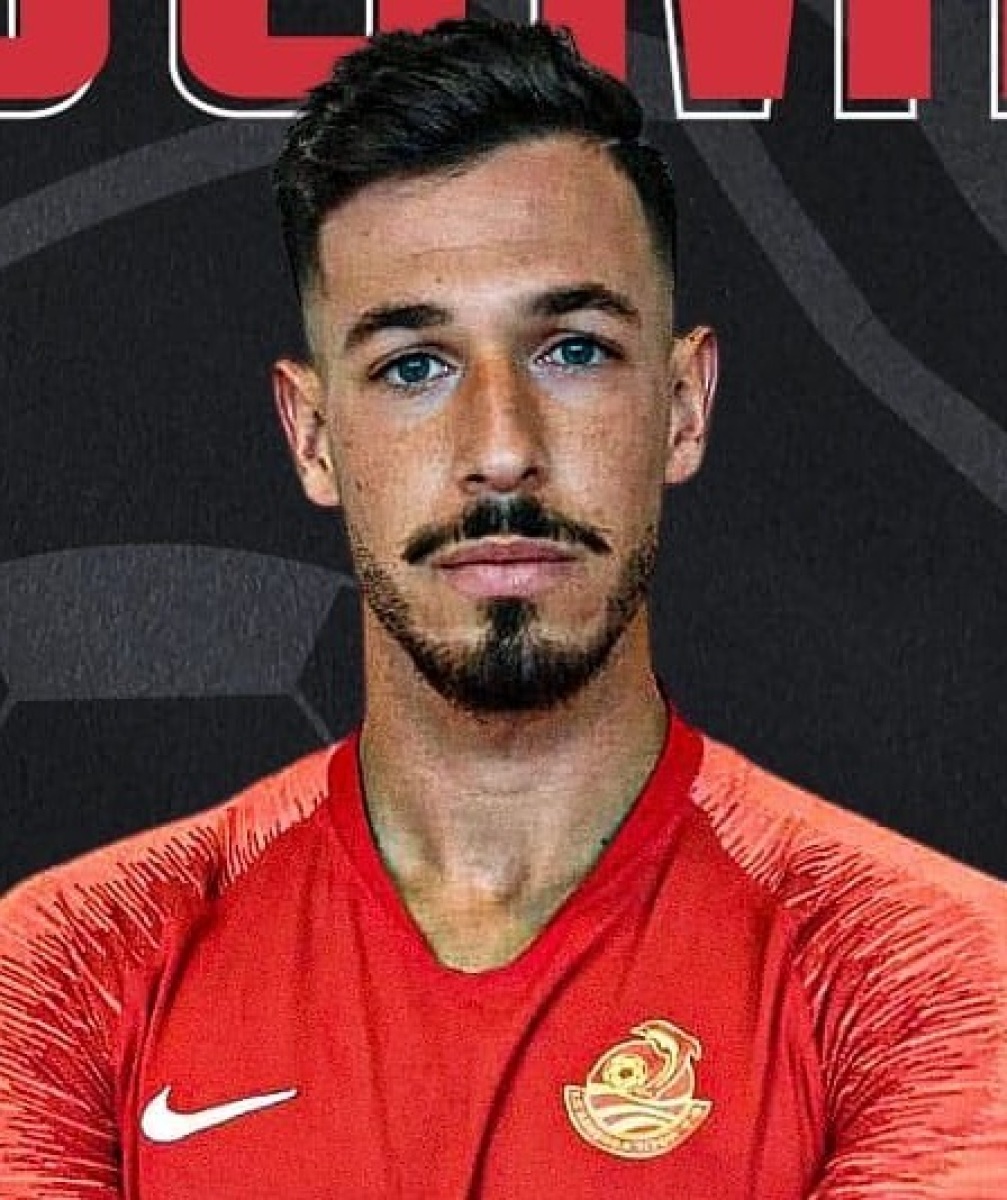 Даан Гай, Фото