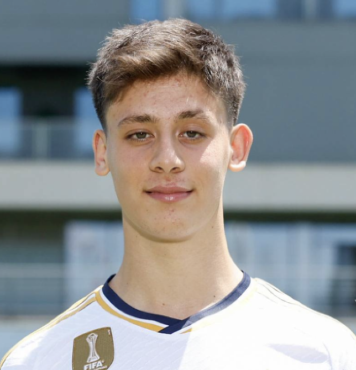 Гюлер Арда, Фото