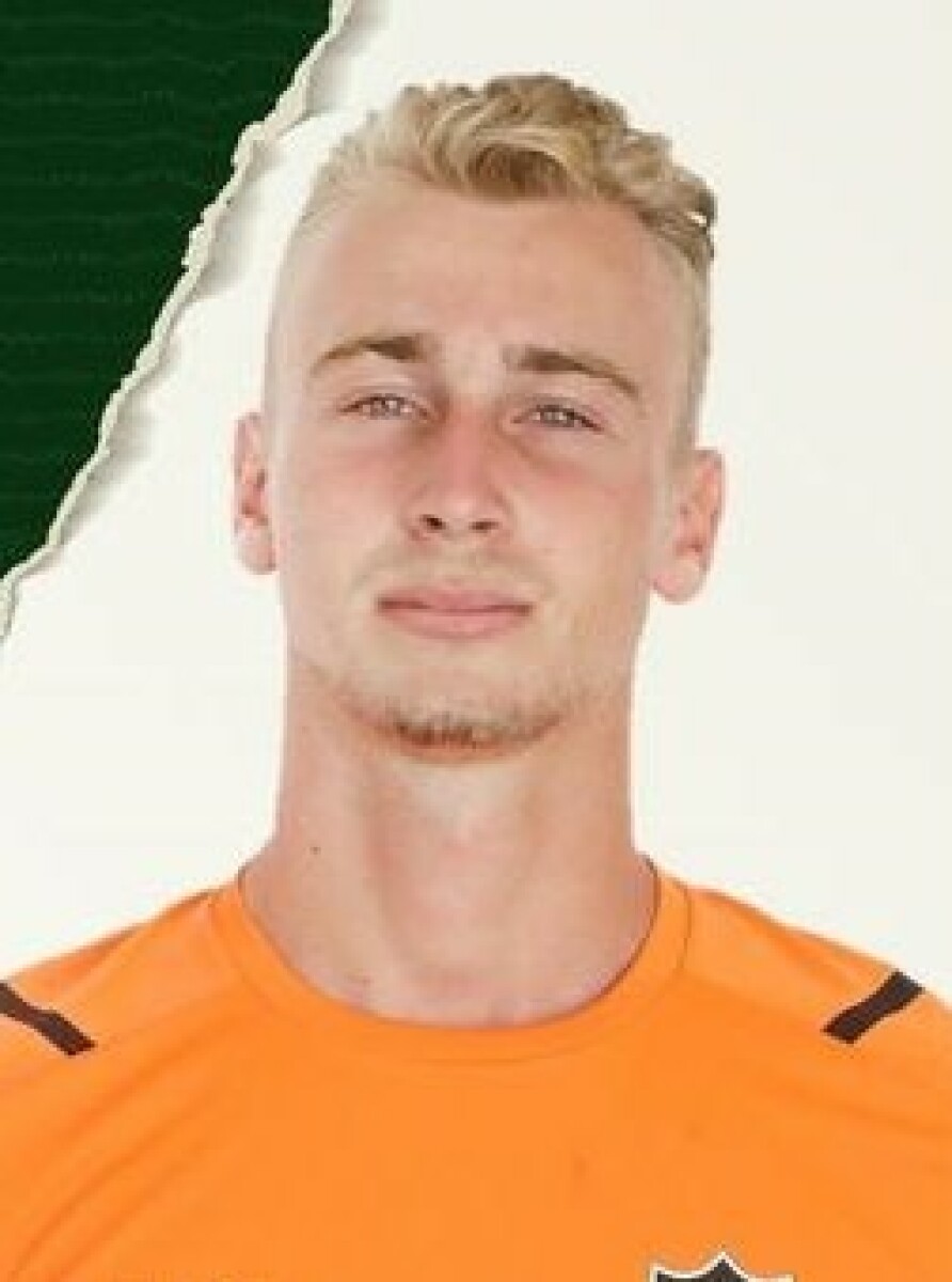 Ковач Адам, Фото