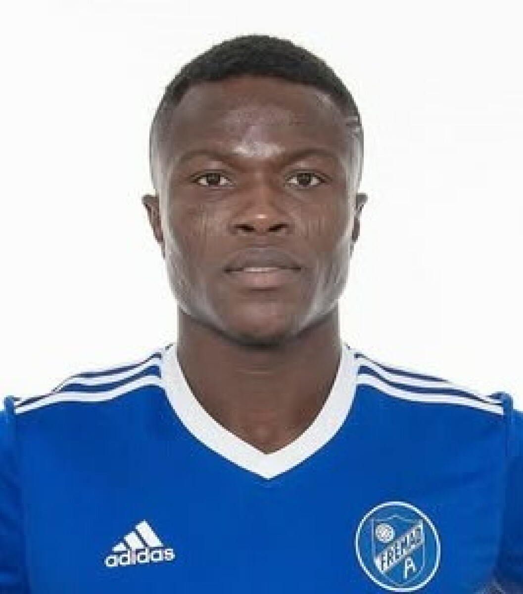 Иеде Самсон Ономиго, Фото